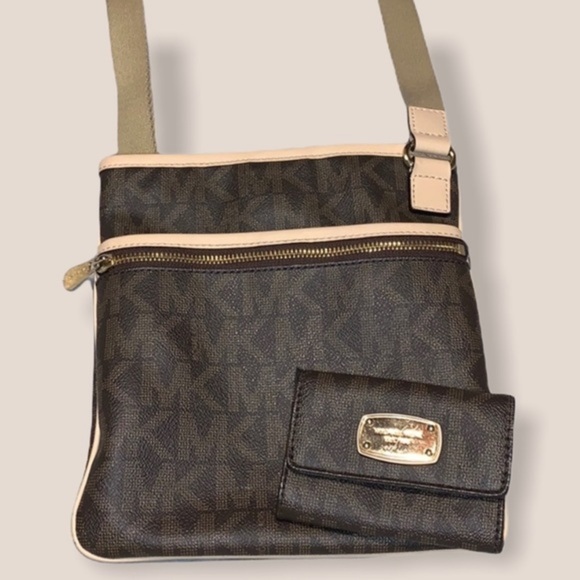 Michael Kors Handbags - Michael Kors Bundle